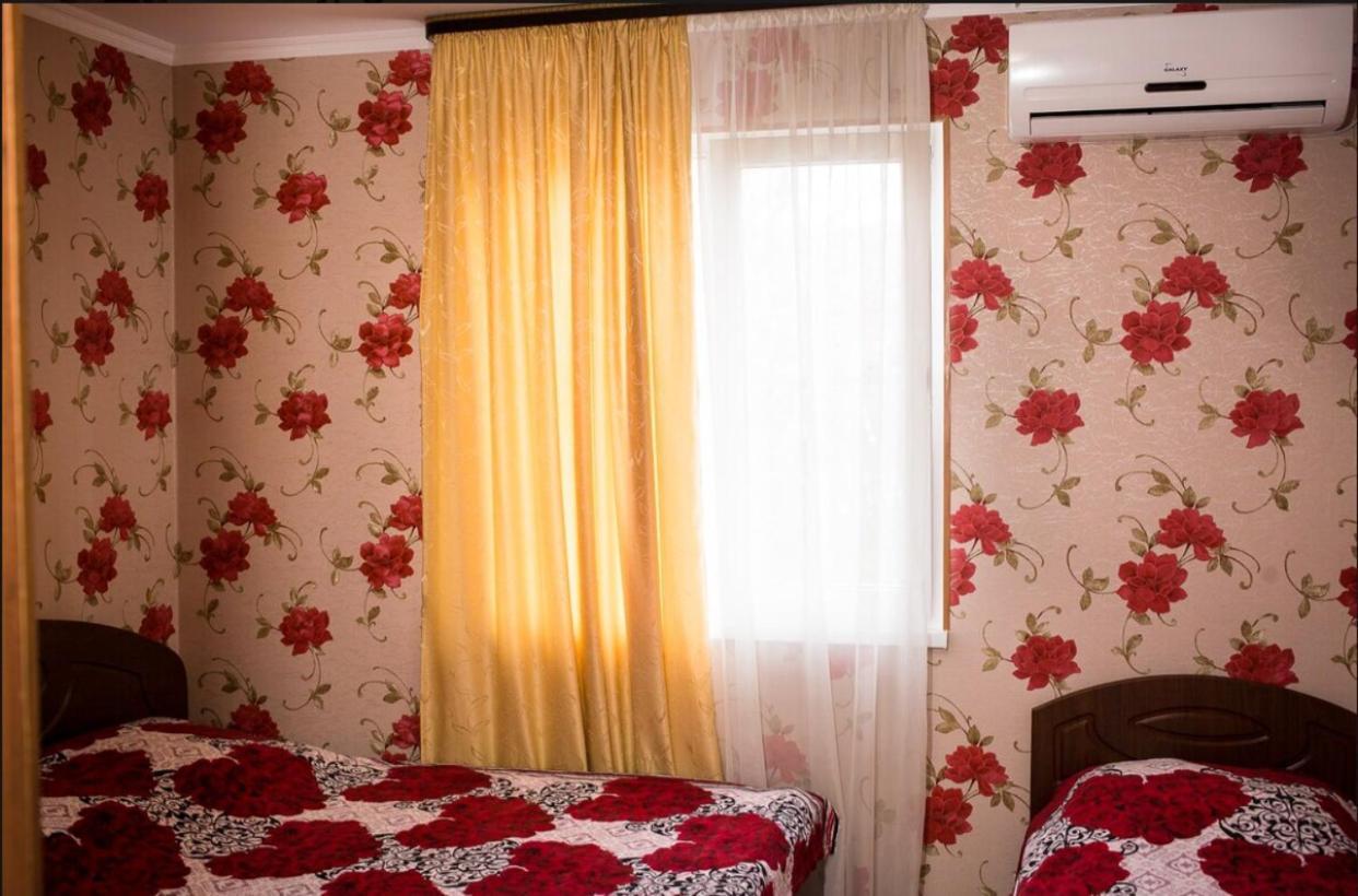 Готель Гостевой дом Анна Гагра Екстер'єр фото